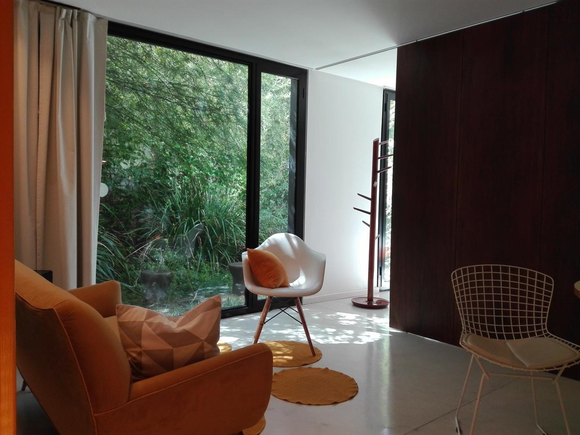Apartment Escala83 *